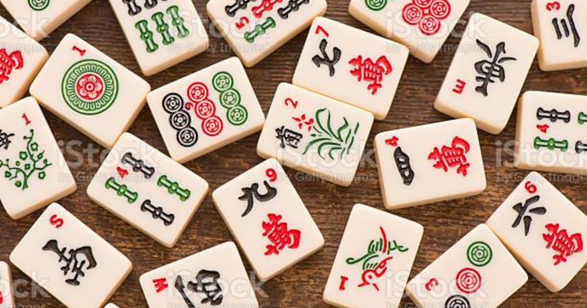 Traki bagāti aziāti Filma: Slēpta simbolika par Mahjong spēli